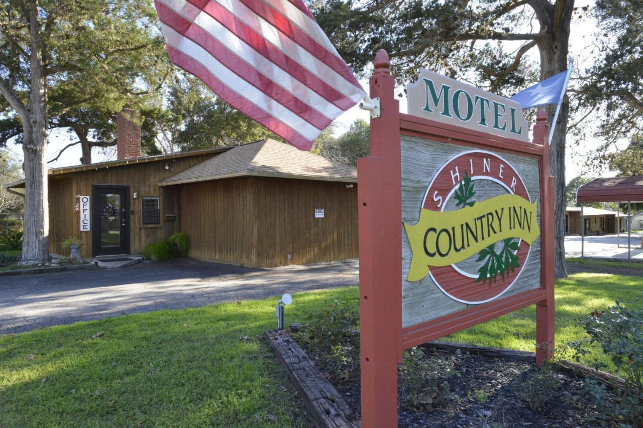 Shiner Country Inn エクステリア 写真